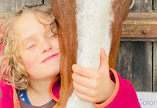Tiergestützte Therapie mit Pferd